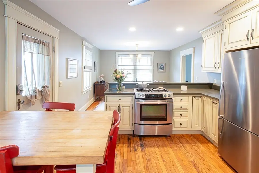 61 Massasoit Street, Northampton, MA 01060 - #3