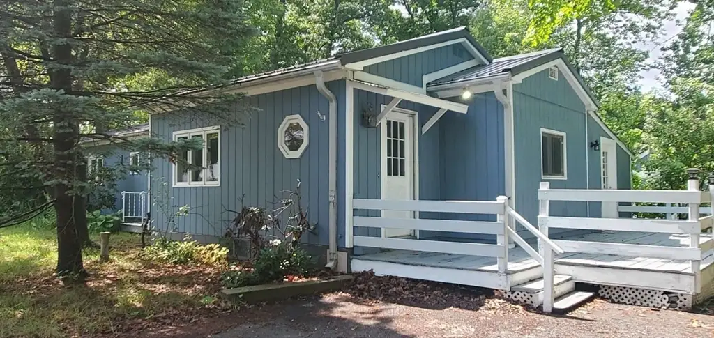 75 Woodruff Rd, Clinton, MA 01510 - #1