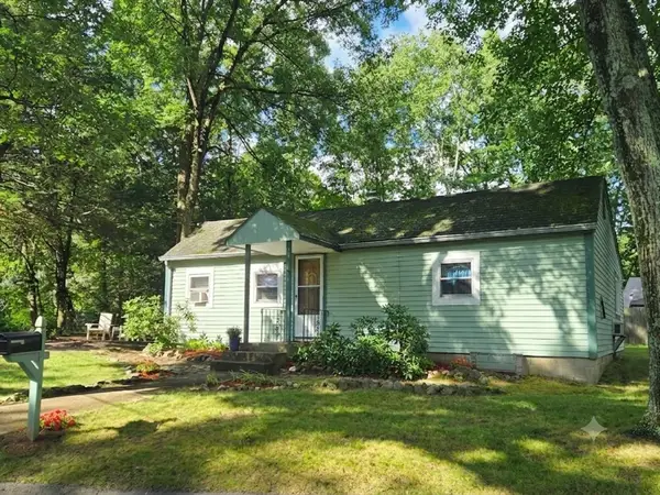 13 Park Lane, Wayland, MA 01778