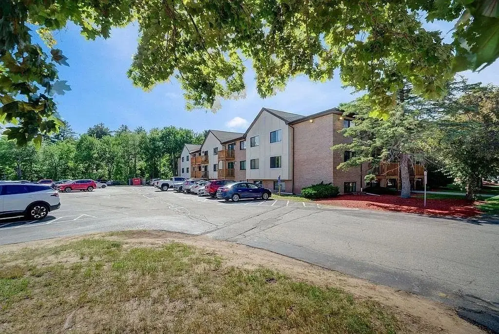 5 Lancelot Ct #2, Salem, NH 03079 - #1