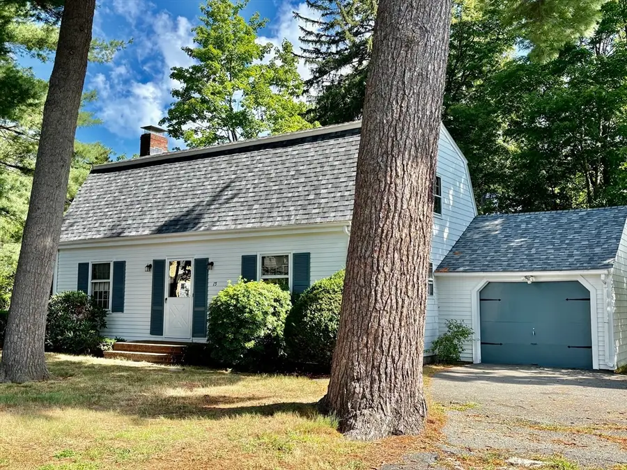 15 Richards St, Dedham, MA 02026 - #2