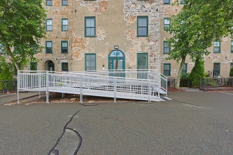 426 Mount Hope St #308, North Attleboro, MA 02760 - #2