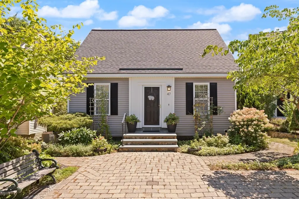 47 Lilac Cir, Marlborough, MA 01752 - #1