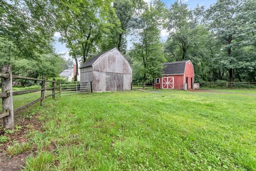 69R Anthony St, Berkley, MA 02779 - #2
