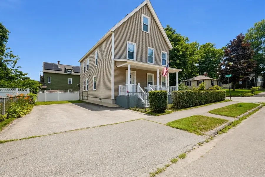 18 Ball St, Worcester, MA 01603 - #2