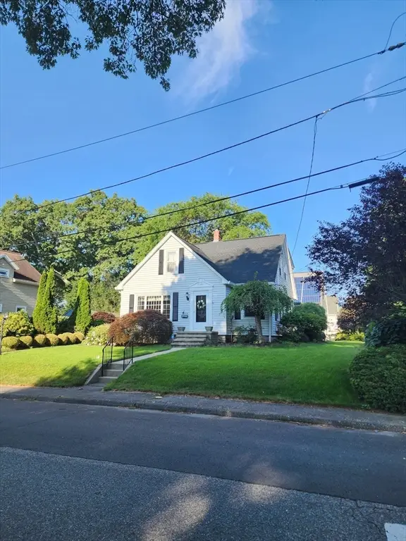 39 Everett Ave, Webster, MA 01570 - #3