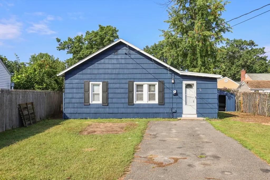 94 Upland St, Springfield, MA 01104 - #1