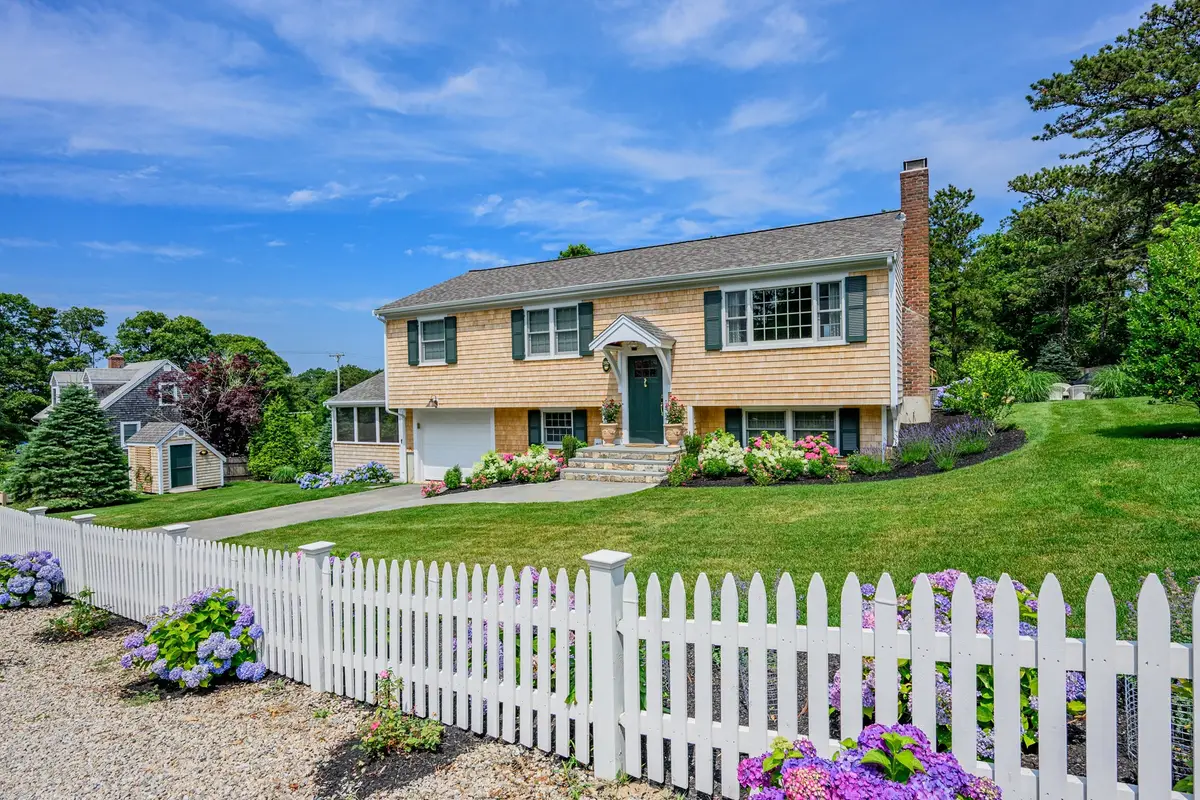190 Heritage Ln, Chatham, MA 02633 - #1
