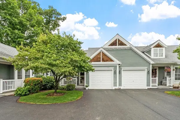 7 Whispering Brook #7, Marlborough, MA 01752