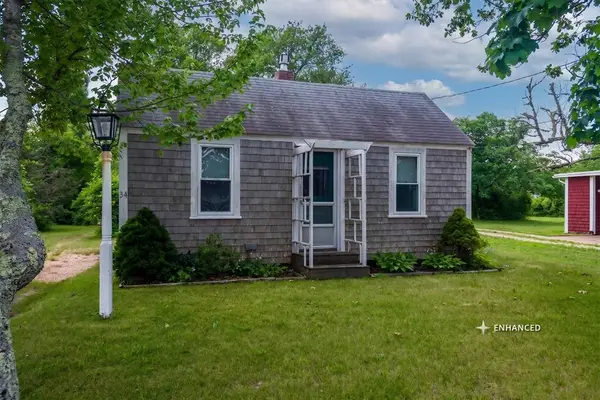 34 Curtis Ln, Edgartown, MA 02539