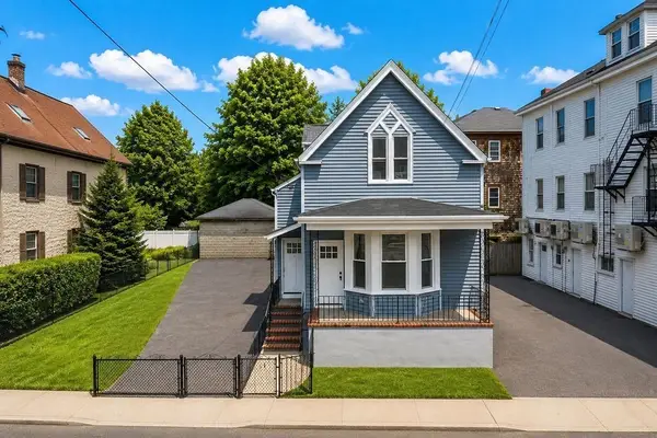 216 State St, New Bedford, MA 02740