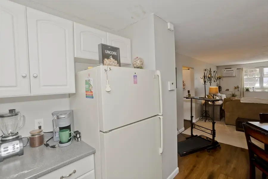 1304 Elm St #1B, West Springfield, MA 01089 - #3