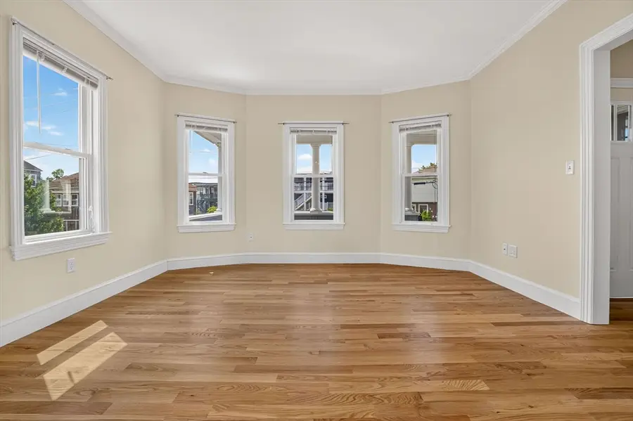 22 Cypress St, Watertown, MA 02472 - #3