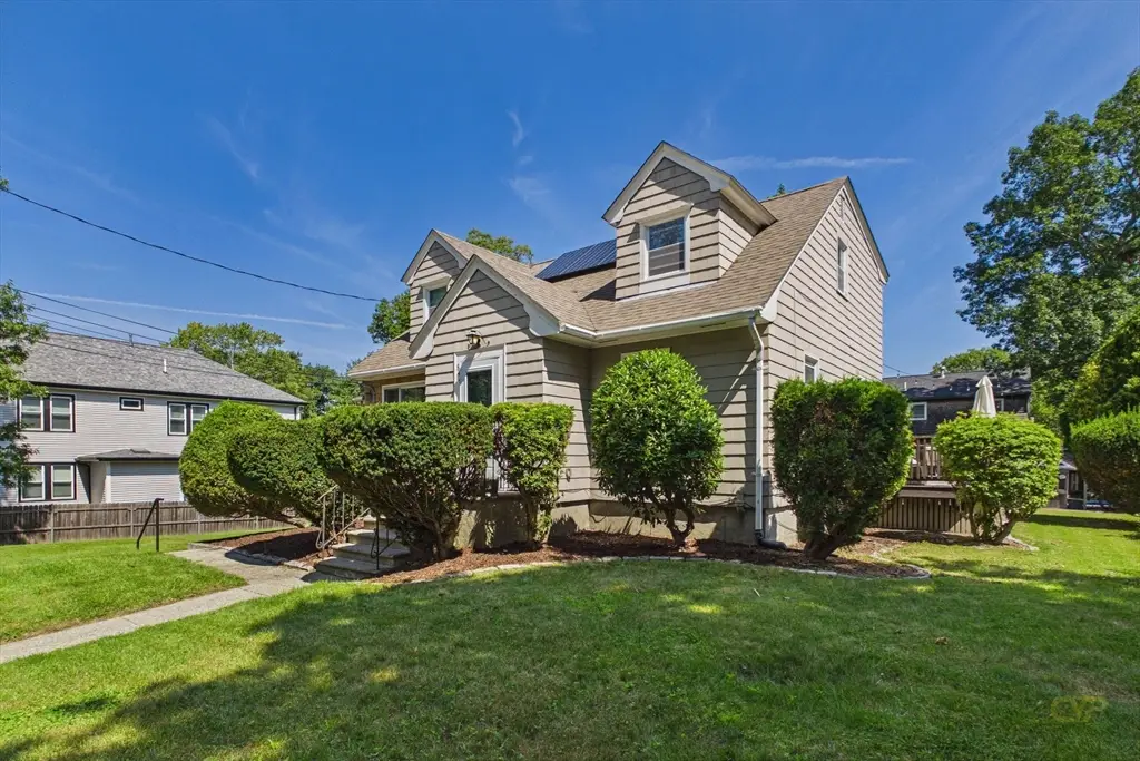 844 Hood St, Fall River, MA 02720 - #1