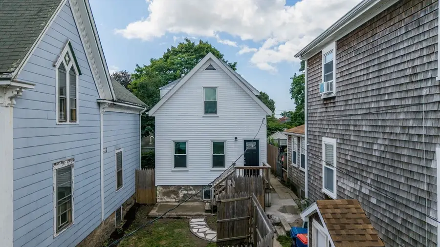 174 1/2 Grinnell, New Bedford, MA 02740 - #2