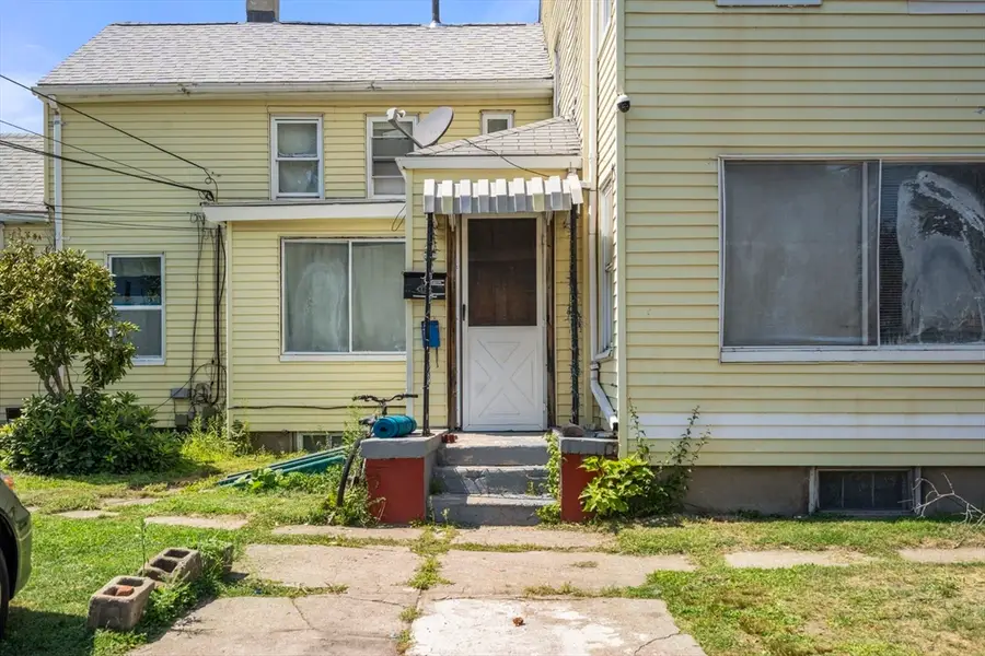 135 Irving St, Framingham, MA 01702 - #3