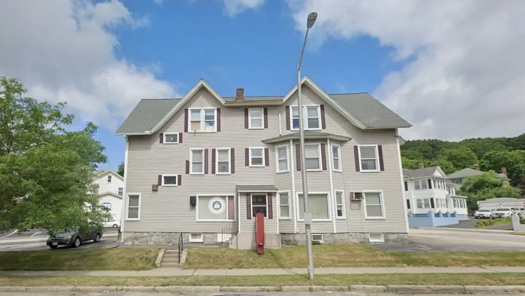 188 Park Ave Aka 127 Institute Rd, Worcester, MA 01609 - #1