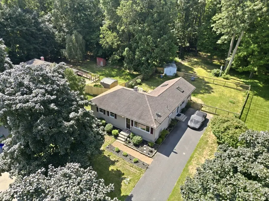 37 Squirrel Rd, Springfield, MA 01108 - #3