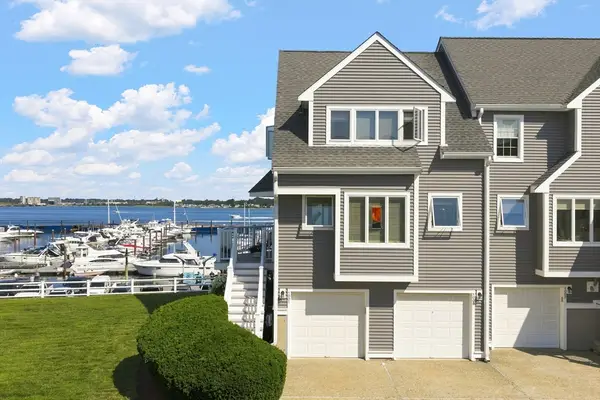 700 Shore Dr #1001, Fall River, MA 02721