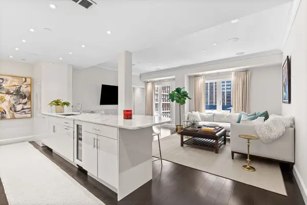 778 Boylston St #8E, Boston, MA 02199