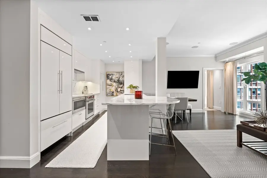 778 Boylston St #8E, Boston, MA 02199 - #3