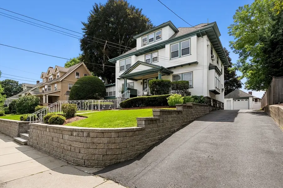 32 Sagamore Ave, Medford, MA 02155 - #3
