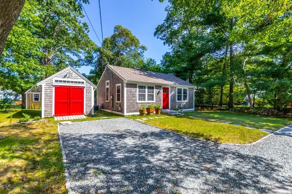 132 Williams Ave, Bourne, MA 02559