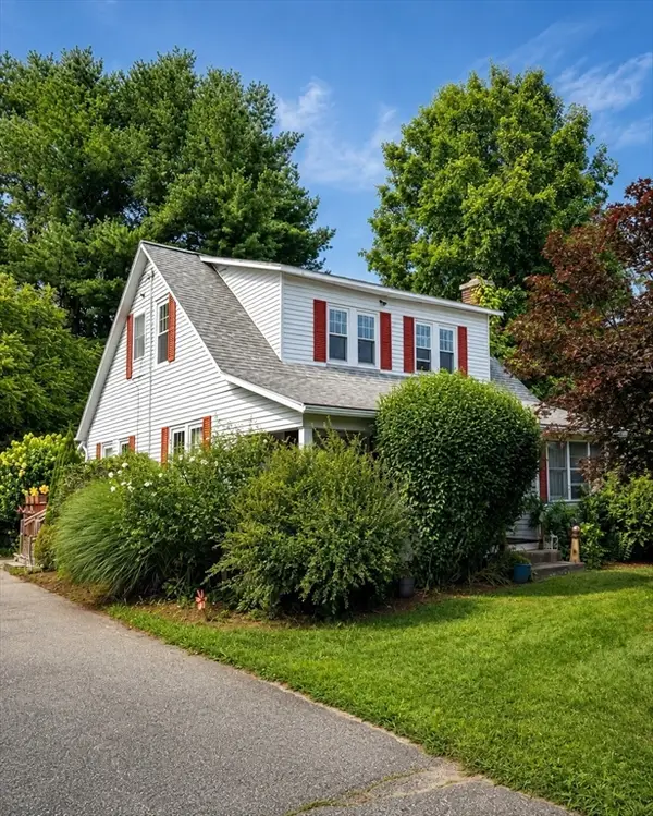373 College Hwy, Southwick, MA 01077