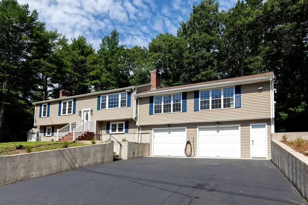 34 Surrey Dr, Plymouth, MA 02360 - #1