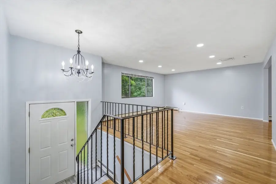 69 Lake St, Shrewsbury, MA 01545 - #3