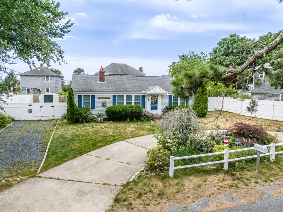 5 Water St, West Yarmouth, MA 02673 - #2