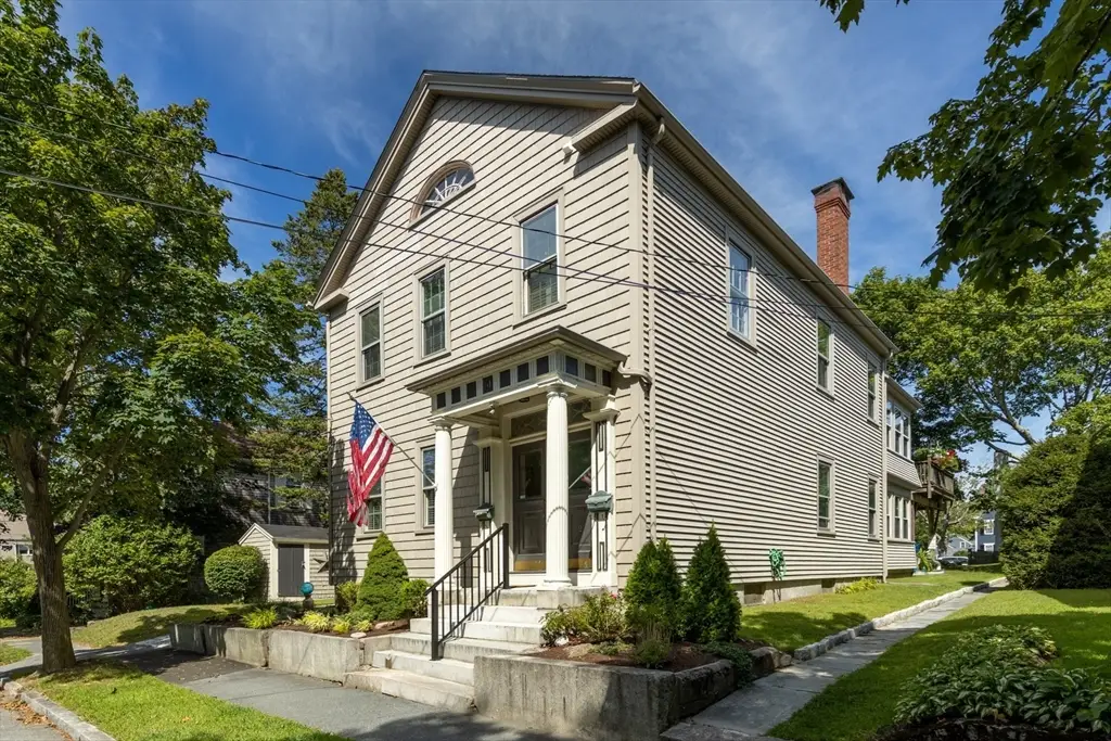 51 William St #2, Fairhaven, MA 02719 - #1