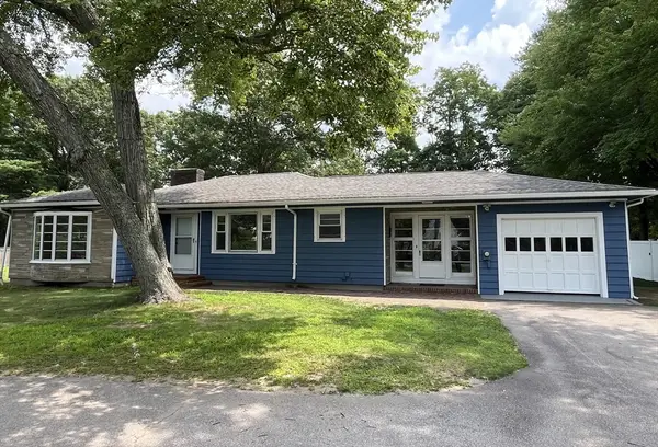 318 South Main St, Hopedale, MA 01747
