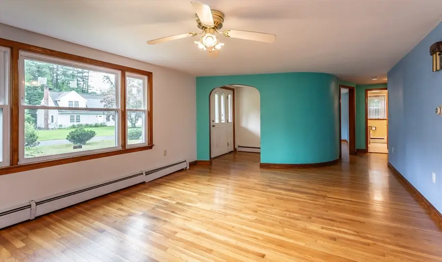 7 Fairacres Ave, Raynham, MA 02767 - #2