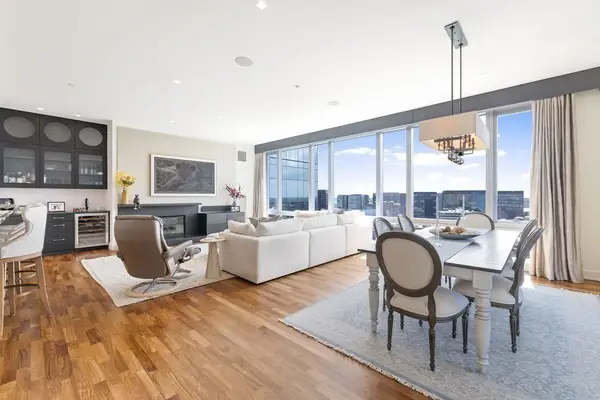 500 Atlantic Ave #PH20J, Boston, MA 02210