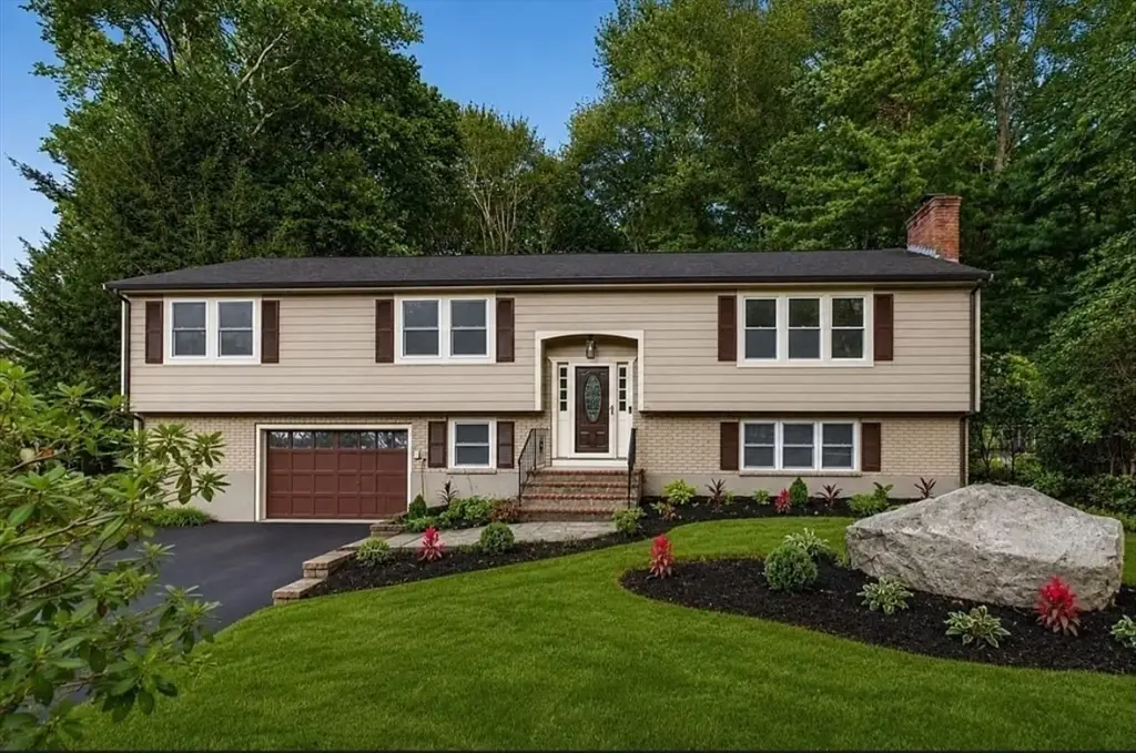 14 Travis Dr, Framingham, MA 01702 - #1