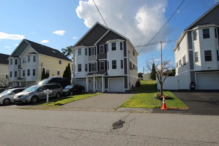 99 Manchester St #A, Lowell, MA 01852 - #2