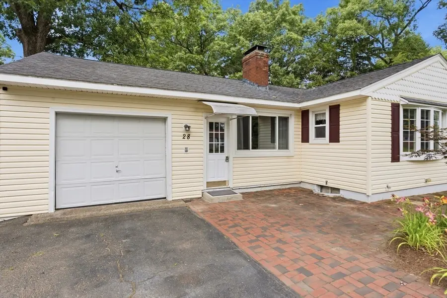 28 Intervale Rd, Springfield, MA 01118 - #3