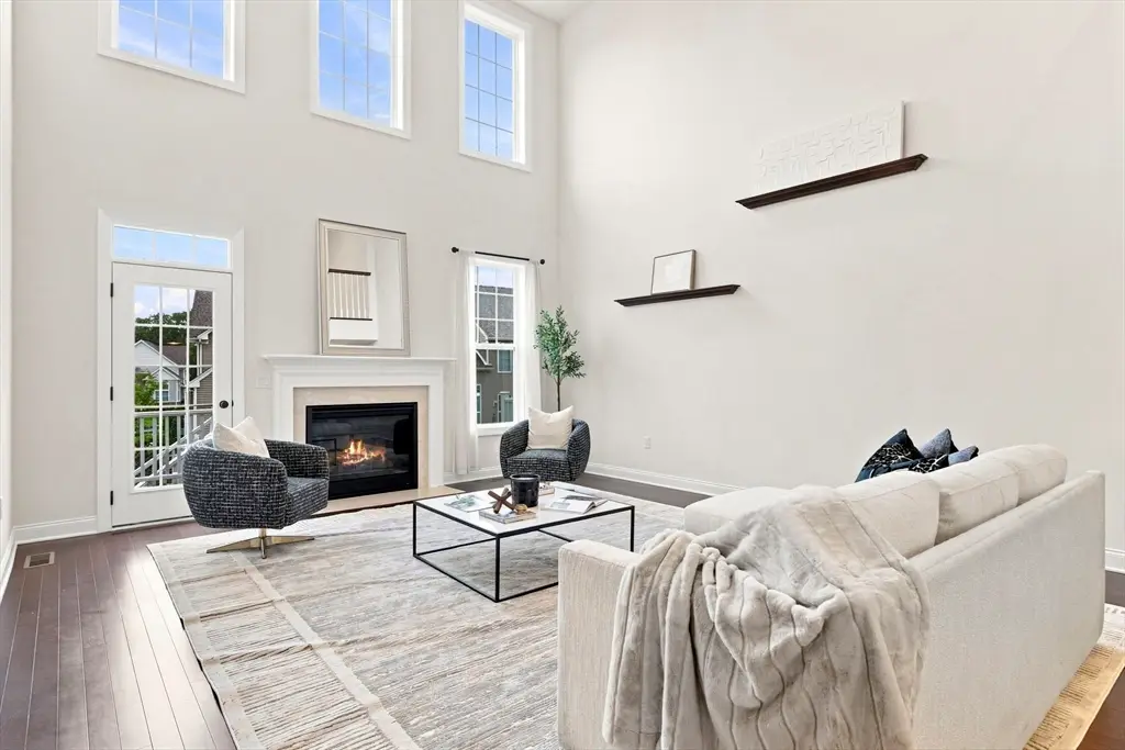 40 Phoebe St #101, Methuen, MA 01844 - #1