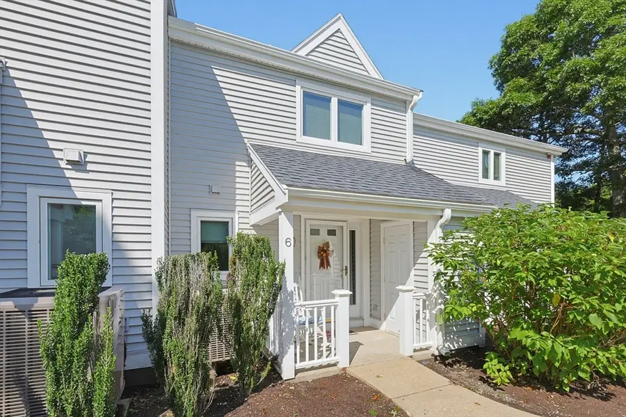 6 Westcliff Dr. #Golfview, Plymouth, MA 02360 - #3