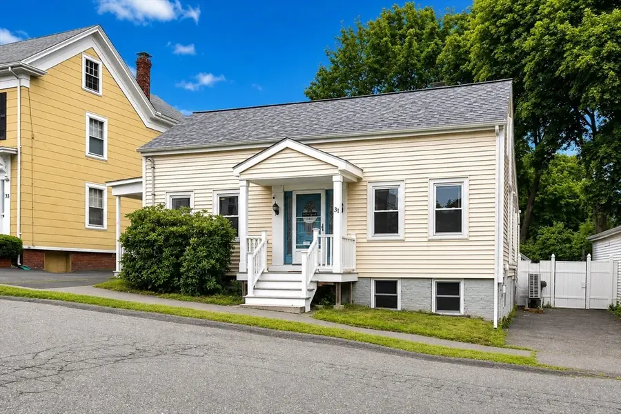 31 Vincent, Saugus, MA 01906 - #2
