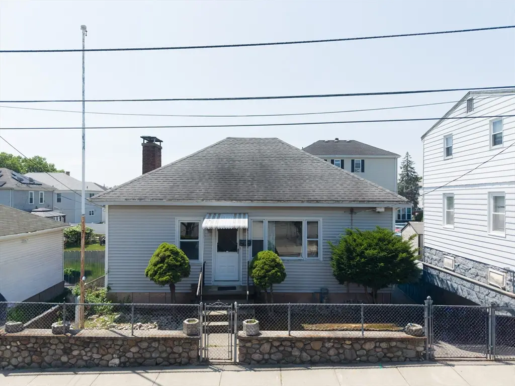 65 Beattie St, Fall River, MA 02723 - #1
