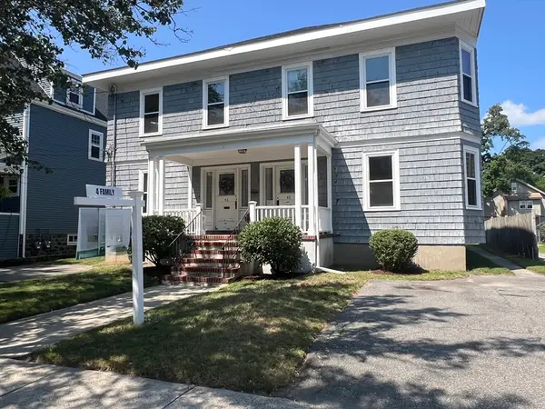 46-48 Cleveland St, Melrose, MA 02176