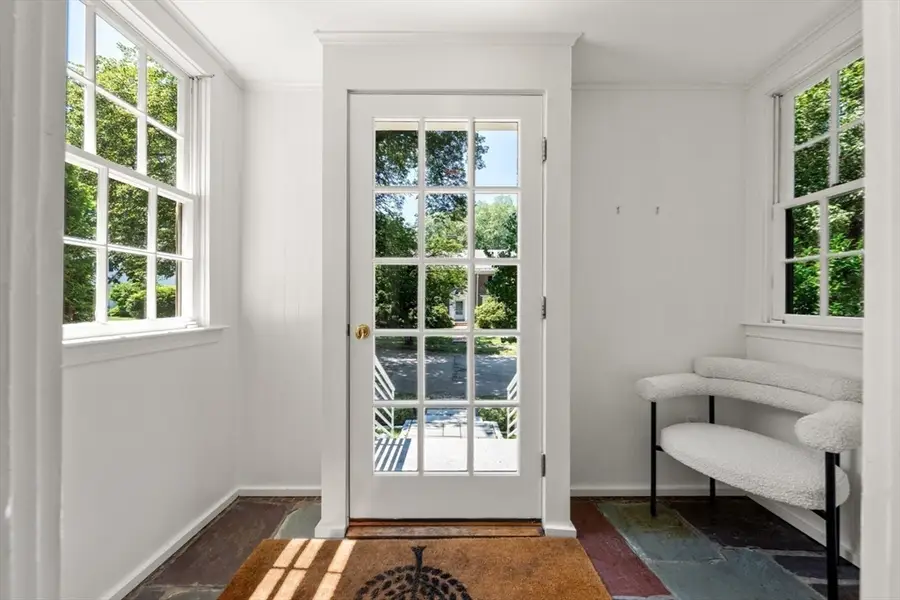 44 Valley Rd, Brookline, MA 02467 - #3