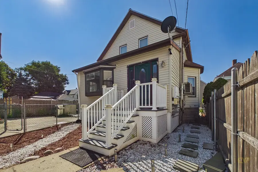 206 Austin St, New Bedford, MA 02740 - #2