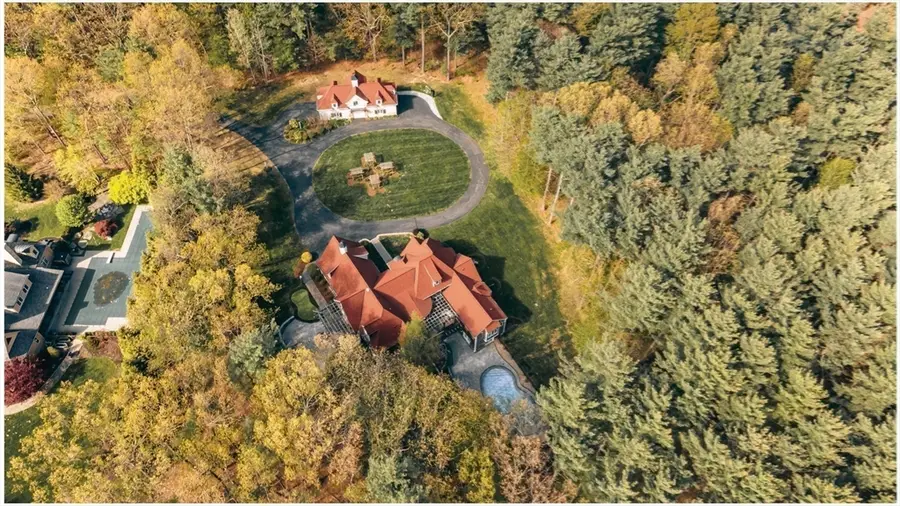 97 Fox Run, Bolton, MA 01740 - #3