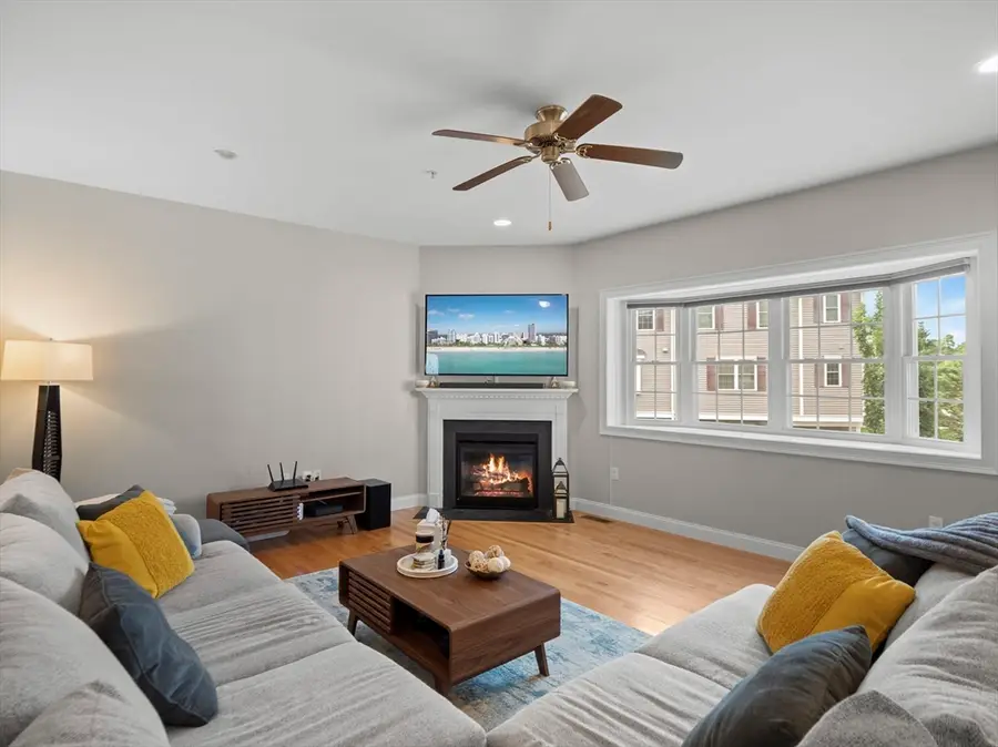 262 Winn Street #B, Burlington, MA 01803 - #3