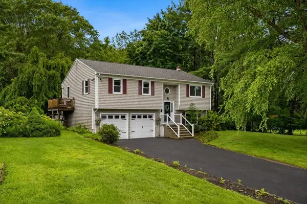 121 Dean St, Seekonk, MA 02771