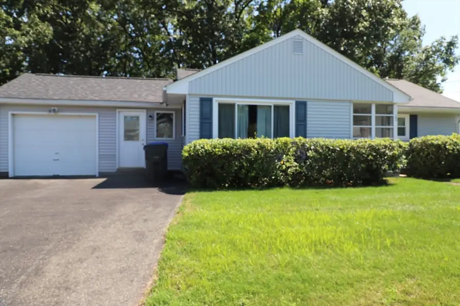 25 Peer St., Springfield, MA 01109 - #2
