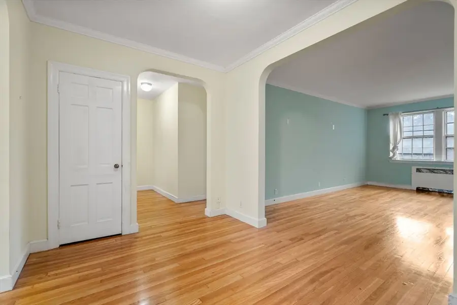 1490 Beacon St #3, Brookline, MA 02446 - #2
